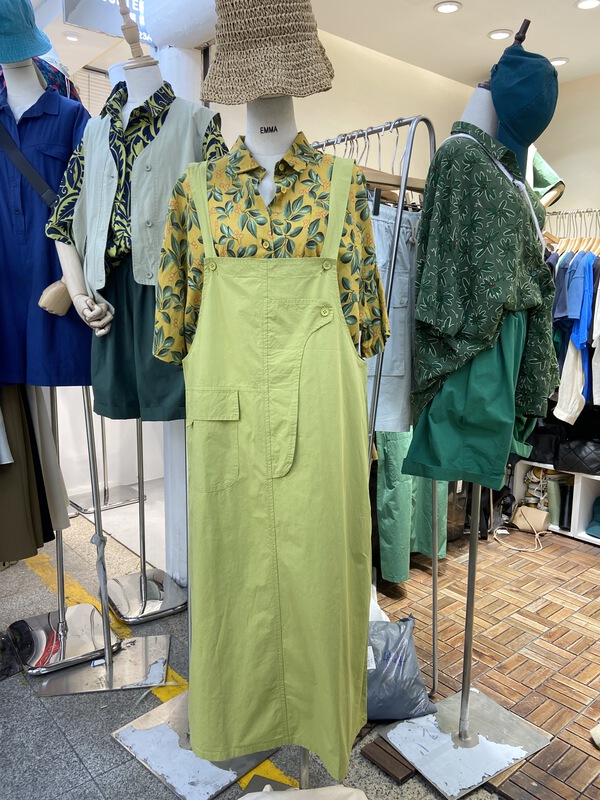 [ninestone Jiushi] Korean style net version comfortable suspender pants (pants only) 79996# L