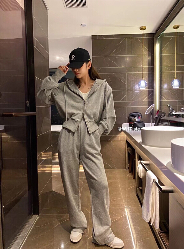 New year in early spring! [Xiaofan family] 2022 new style Korean version of Hong Kong flavor small man tall leisure suit (with hat rope) 6093# LSW
