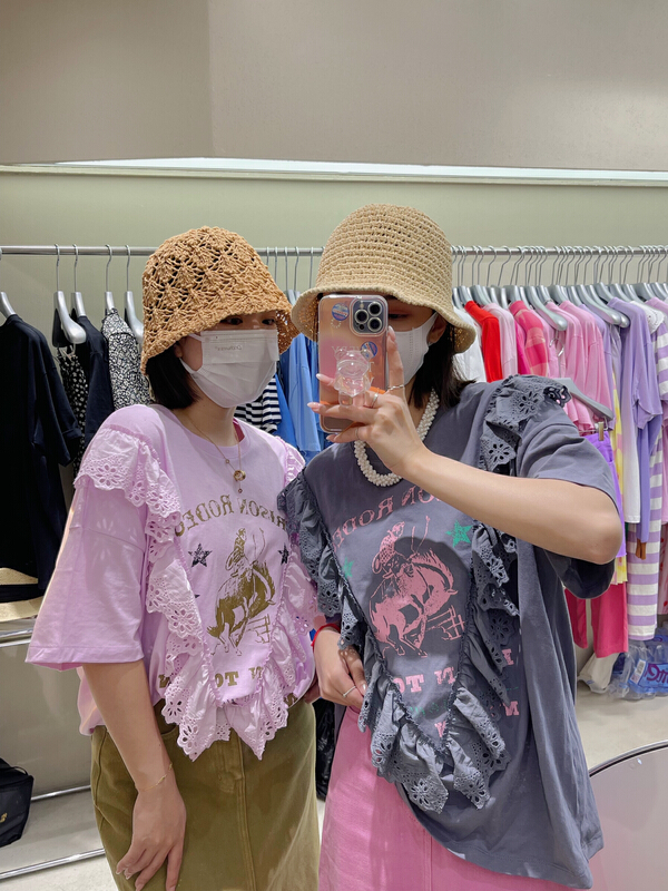 [attitude] Korean versatile lace stitching retro pattern short sleeve T-shirt aq4377# ozq
