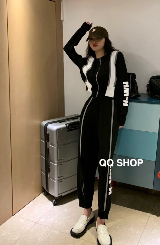 goods in stock! New year in early spring! [QQ shop] color blocking versatile knitted cardigan + comfortable casual pants two piece suit zz1161# ozq