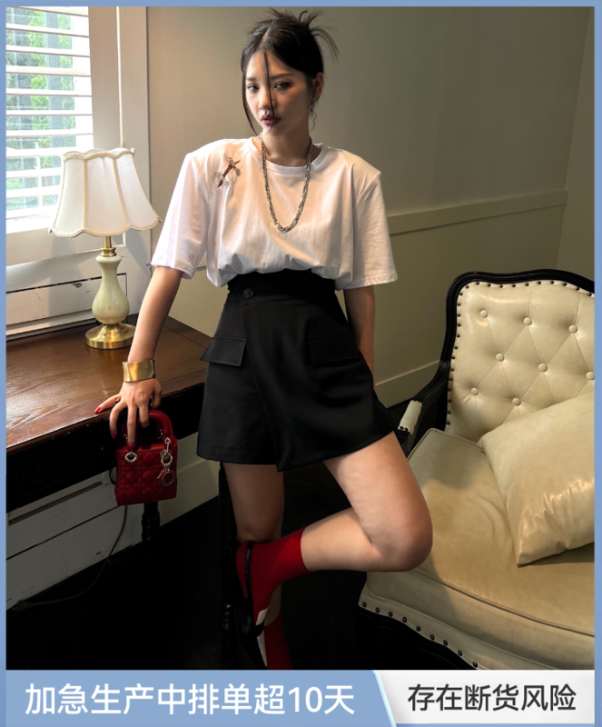 [f (x)] simple personality hole cut short sleeve T-shirt 11056# ozq