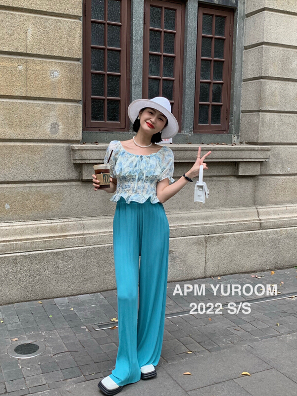 初夏上新!【APM YUROOM 】氣質碎花收腰小衫  22157#  LSL
