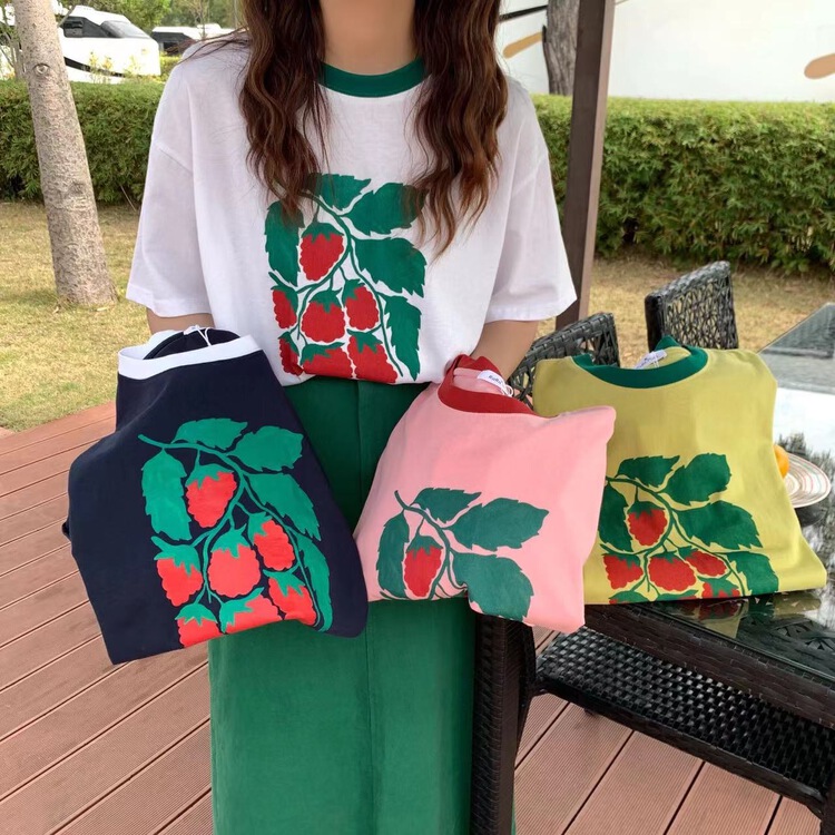Original price 39.48! New year in early spring! [rara] strawberry print aging short sleeve T-shirt 8727# LSL