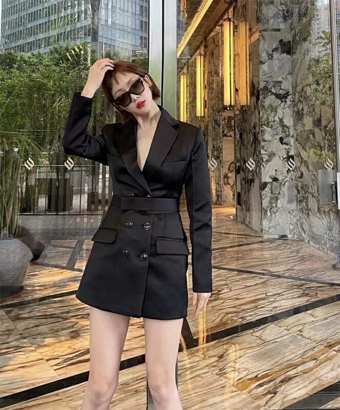 New year in early spring! [laga] simple and versatile double breasted solid color suit (with belt) 1253# JJ