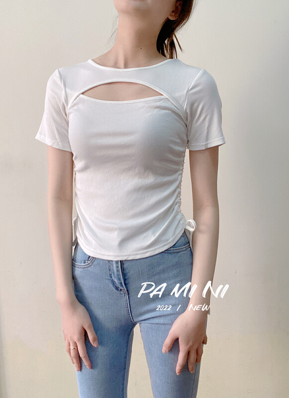 New year in early spring! [pamini] hollow out design in front of the chest, a sense of minority and unique, side waist drawstring short sleeve T-shirt 917# HJC