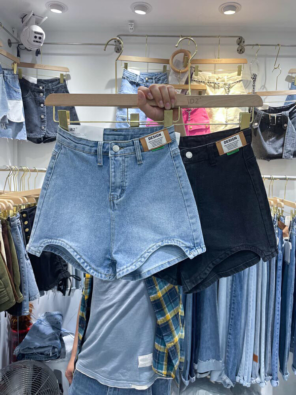 New in early summer! [thousand degree] jeans shorts with curved hem 39969# LSW