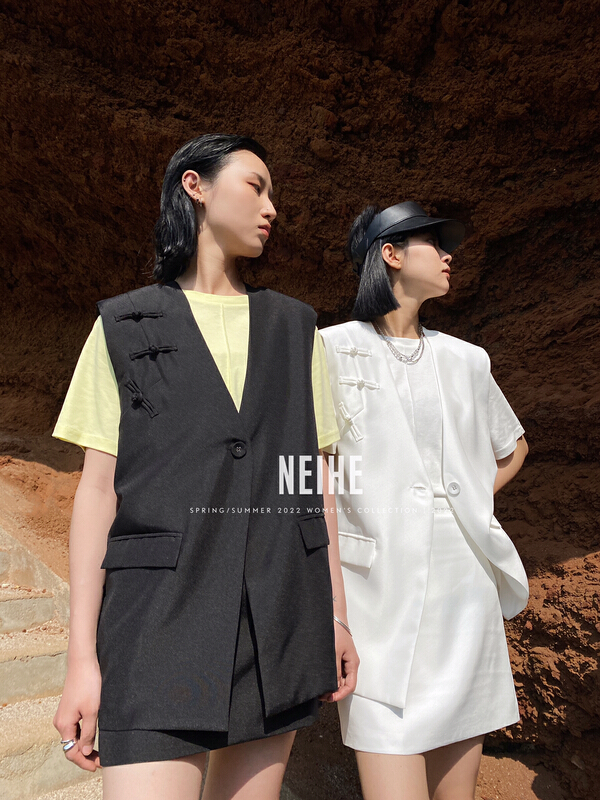 New year in early spring! [neihe] buckle design net color vest 11215# zxx
