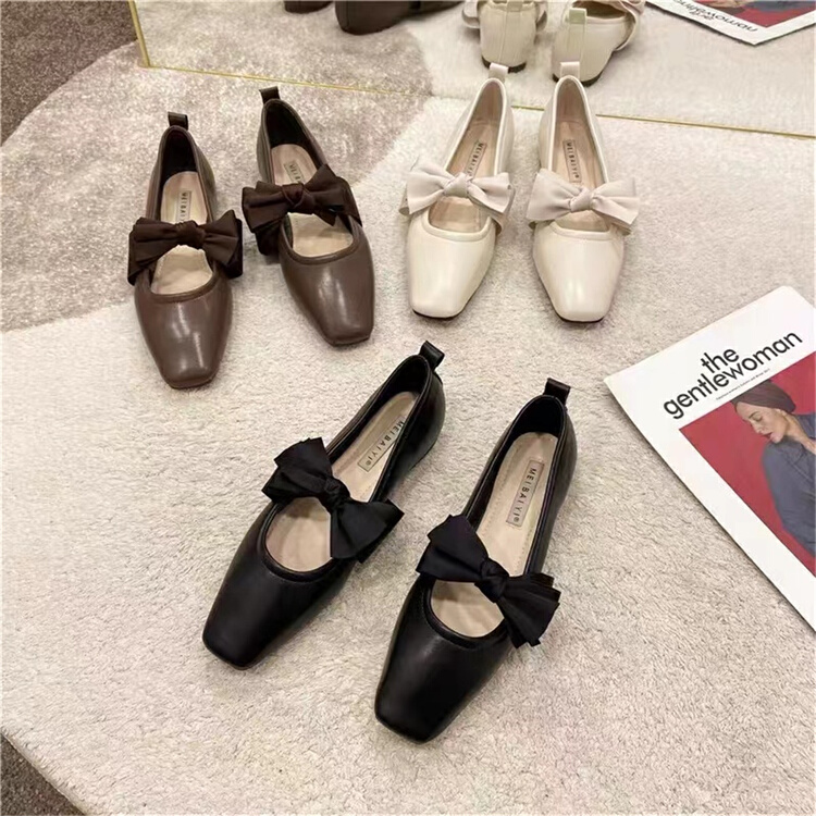 [DS. Gift] French style square head comfortable retro low flat heel shoes 5062# LSL