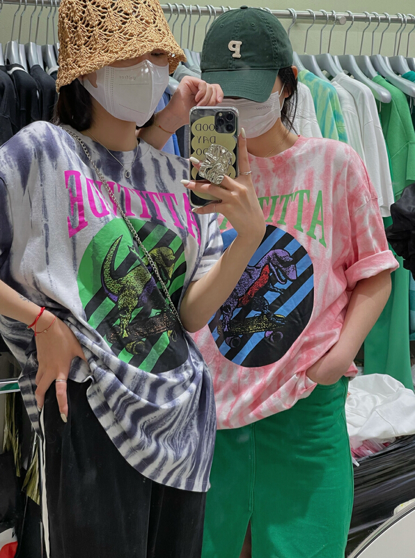 New year in early spring! [attitude] crew neck rendering dinosaur print short sleeve T-shirt aq4011# XYJ