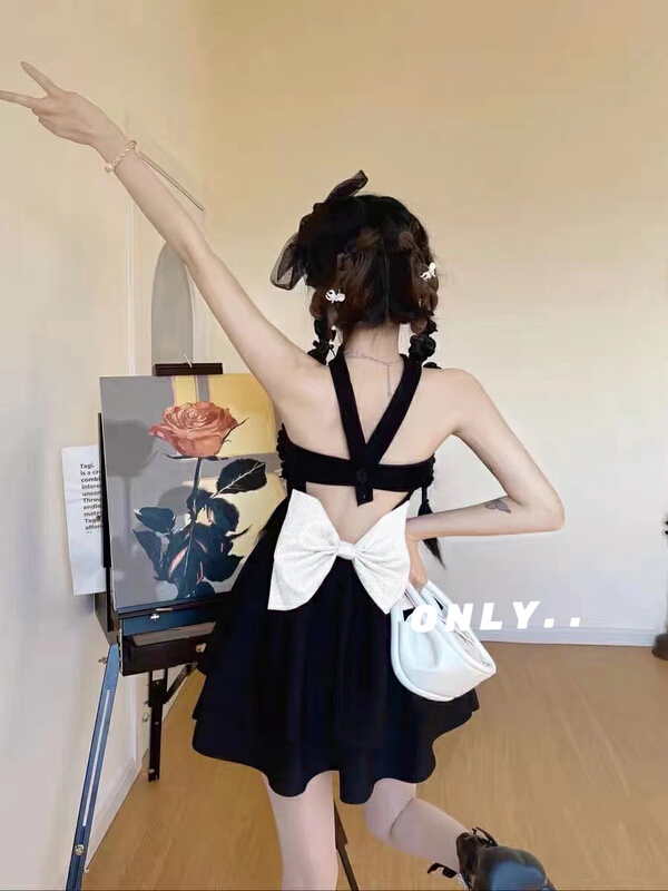 New in early summer! [only] hanging neck, strapless, patchwork, backless and fluffy dress 365# JJ