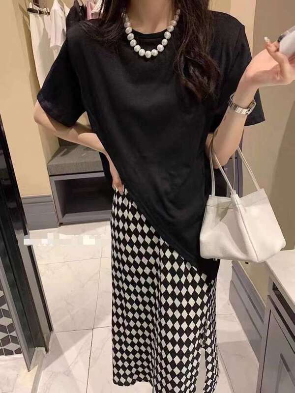 New in early summer! [Han C family] design sense personalized short sleeve + slim skirt suit 8626# PCZ