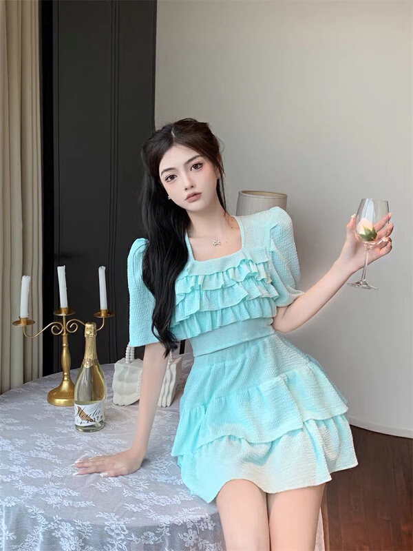 [Doudou family] temperament square neck sweet bubble sleeve blouse + A-line skirt suit ys1-88311# CLS