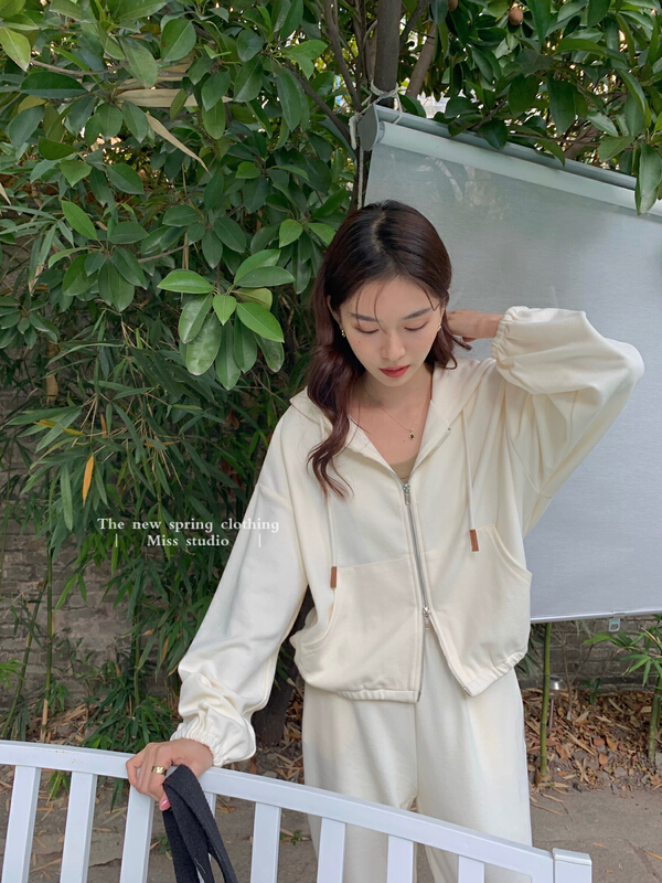 New year in early spring! [miss miss miss home] versatile hooded short sweater + casual underwear set 8y008# ZSY
