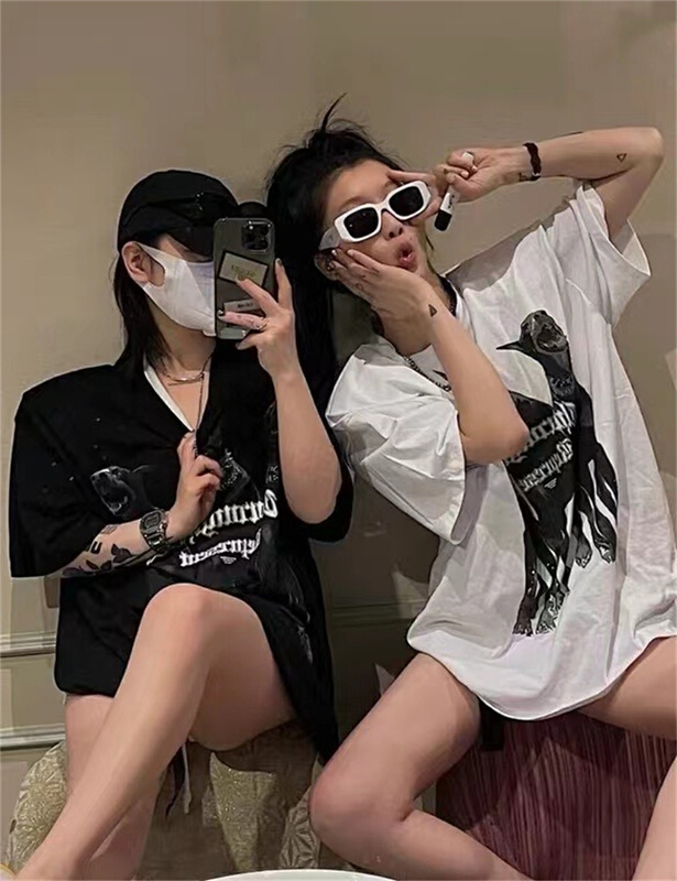 New in early summer! [Amy] printed round neck fashion short sleeve T-shirt 8108# WTT