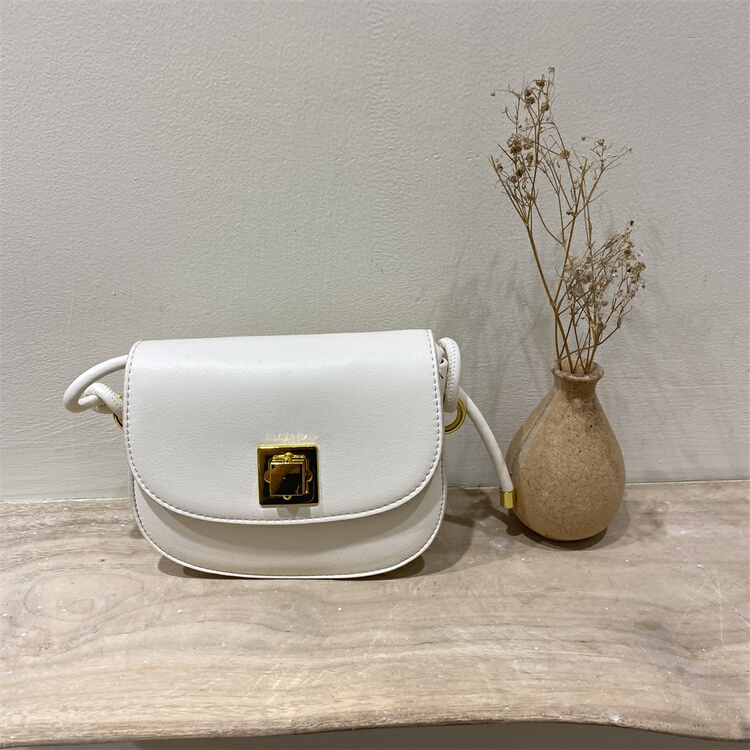 [misslan] Korean metal buckle small square Bag Messenger Bag e003# XJ