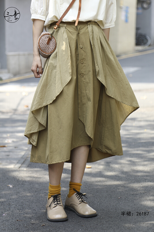 goods in stock! [original of three plain clothes] literary and artistic style leisure splicing fake two-piece skirt 26187# XYJ