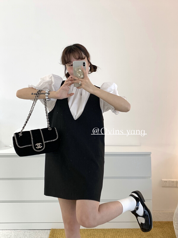 [ovinsyang] Korean version large V vest dress (vest skirt sold separately) 8730# WTT
