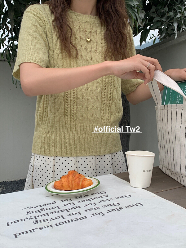 New year in early spring! [TW2] fashion temperament Mohair round neck fried dough twist T-shirt 6638\hbx