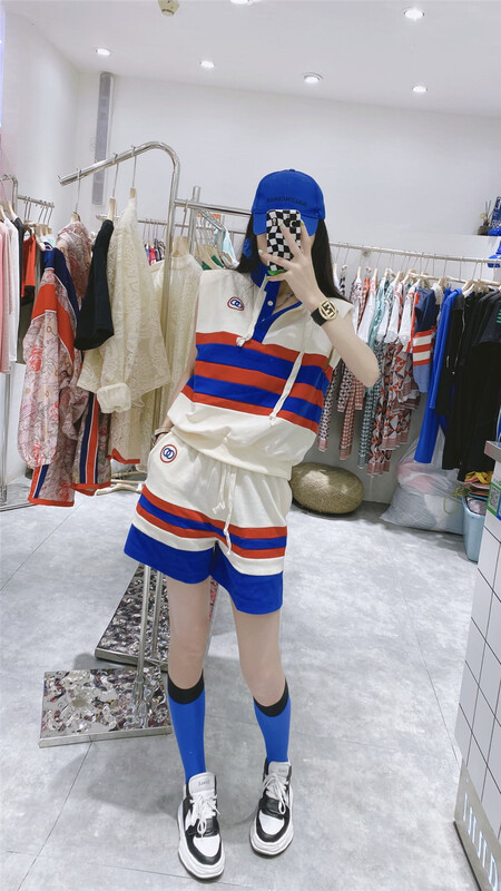 [Dany] comfortable and versatile color matching Vest + elastic waist drawstring casual Shorts Set 77625# hyy