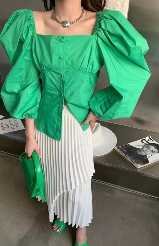 goods in stock! New year in early spring! [side dish seedlings] French style square neck bubble sleeve shirt 8108# lwy
