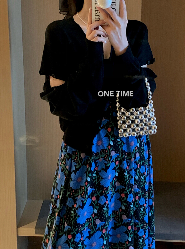 Update in advance! [one time] simple solid color V-neck sunscreen knitted cardigan ys1-ot7008# CLS