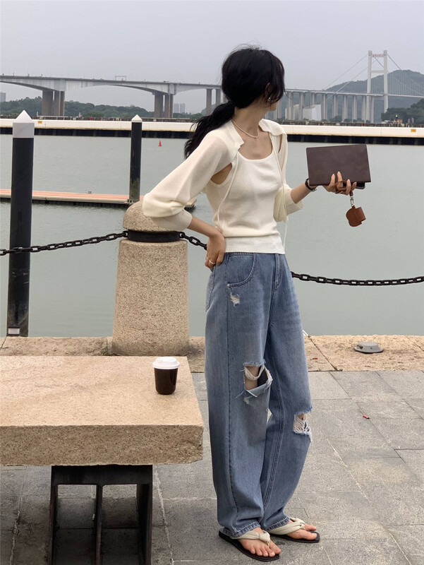 [clean space] Hong Kong style fashion hole breaking Harlan jeans 27830# CLS