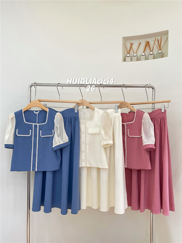 [Cinderella] Korean style square neck short blouse + elastic waist medium length skirt suit ys1-8020# zjy