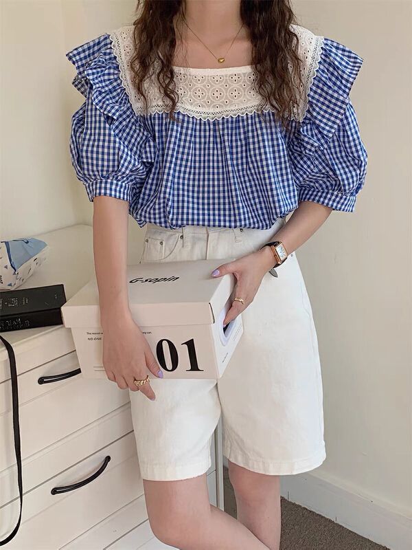 【 bobi 】 stitched hollow out lace square neck fungus edge Plaid blouse 8870# hjy