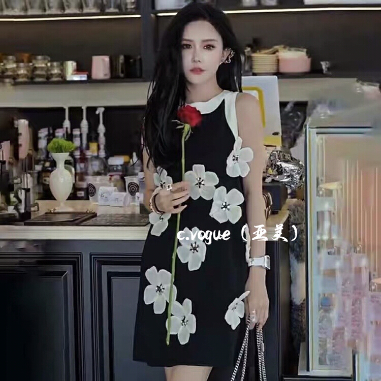 [c.vogue] French temperament, celebrity style, high-grade flower sleeveless dress (with 10 brooches and flowers) 3807# PCZ