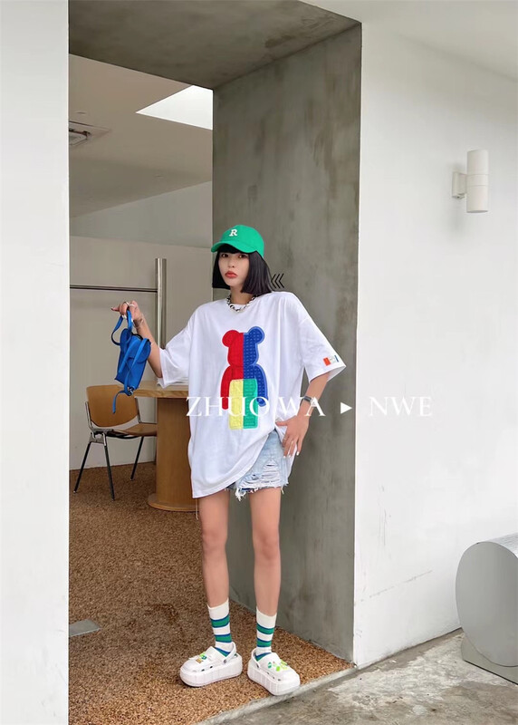 [buyer Yan Xuan zhuowa] round neck fashionable bear loose ins short sleeve T-shirt 6150# Cl