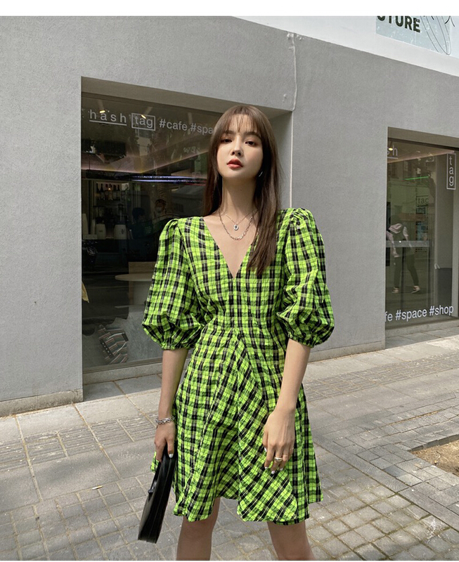 New year in early spring! [x · h studio] Korean Plaid bubble sleeve V-neck dress 4086# ozq