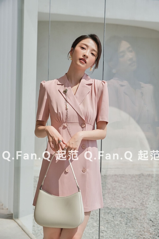 New in early summer! [style] commuter style double breasted slim suit dress (with chain) 8050# JJ