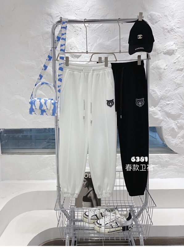 [5uu on the left] tiger embroidery casual pants 6381# CLS designed by Han Feng minority