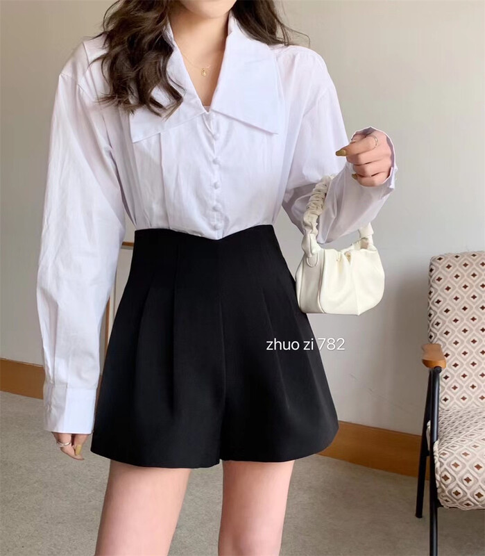 New year in early spring! [Zhuozi] simple high waist folding casual shorts 782# hjy