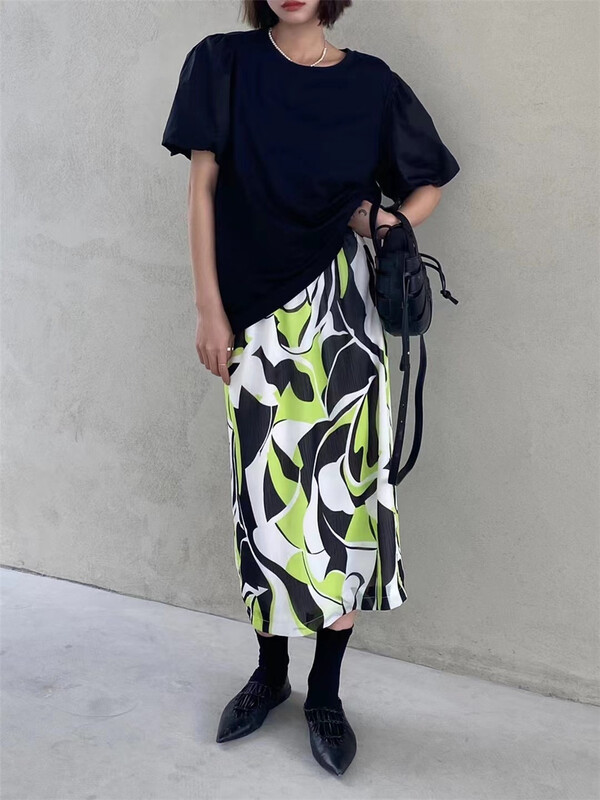 [black + white] Korean retro printed slim skirt 2s066650u# lwy
