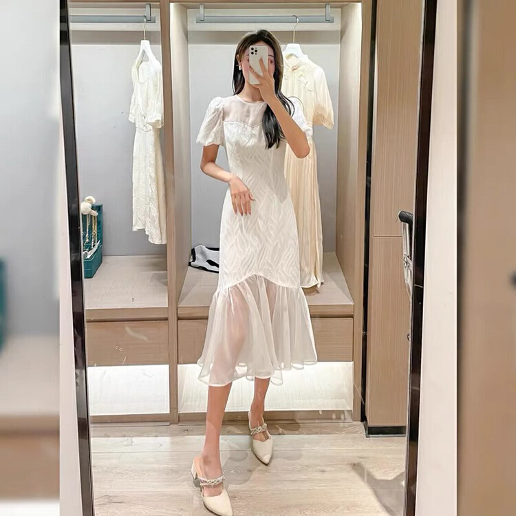 [Yingying new clothes] French Style Bubble Sleeve Hepburn fishtail temperament slim fitting dress 7511# Cl