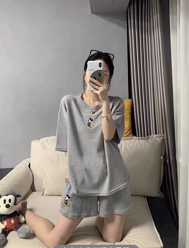 [Ziyi family] simple embroidery Mickey Mouse Top + loose casual Shorts Set ys2-909# WTT