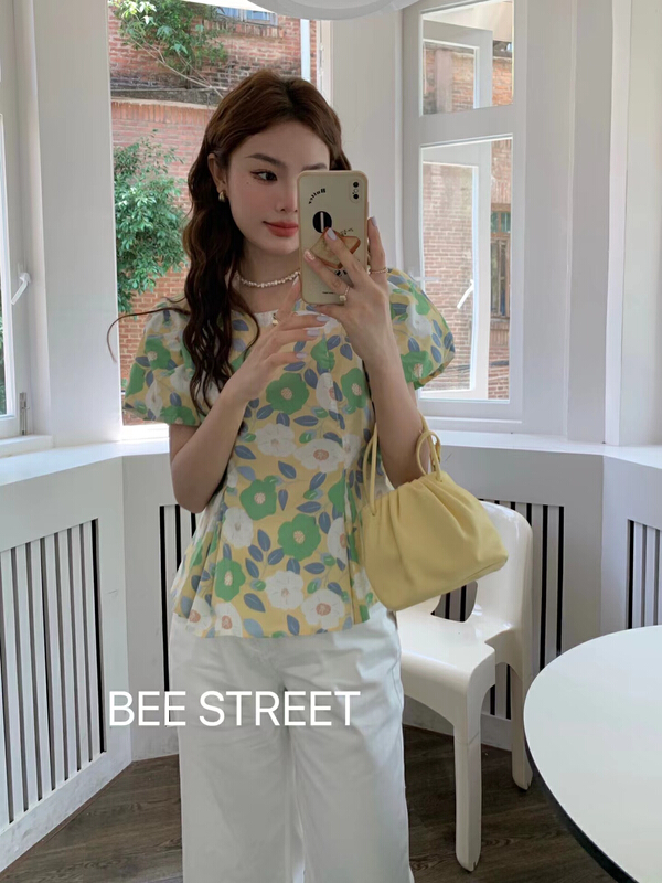 [bee Street] the flowers are thin and fresh, little shirt 9158# lwy