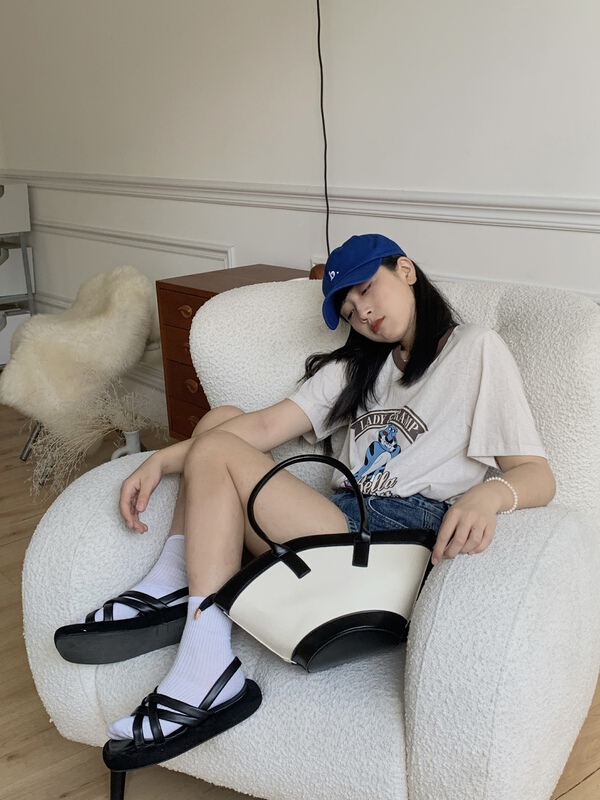 [meet + studio] contrast round neck short sleeve printed short sleeve T-shirt 527# LSL
