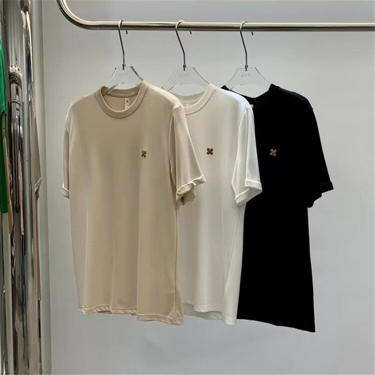 [Qi] round neck loose and versatile short sleeve T-shirt 2302# ZZL