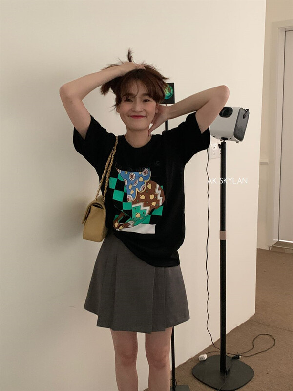 New in early summer! [A.K skylan] Korean print short sleeve T-shirt 82596# zxl