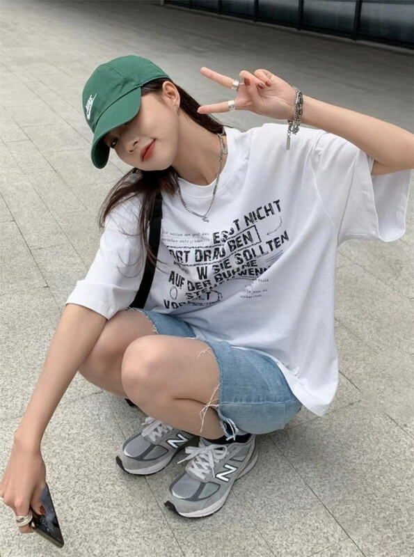 [charming] Korean alphabet printed loose short sleeve T-shirt m2027# zjy