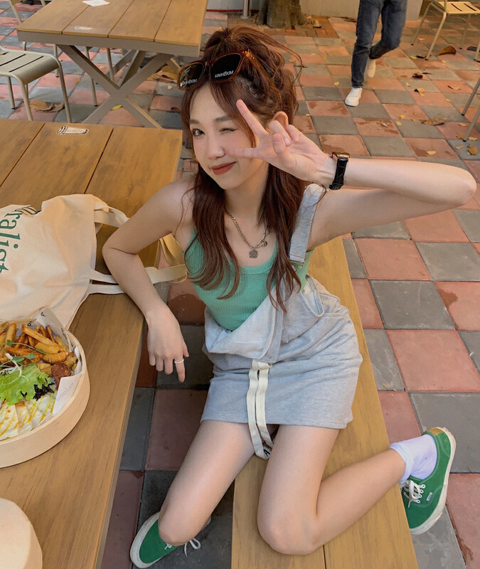[timely rain] Han Feng wears a loose and slim vest inside 31560# WPL