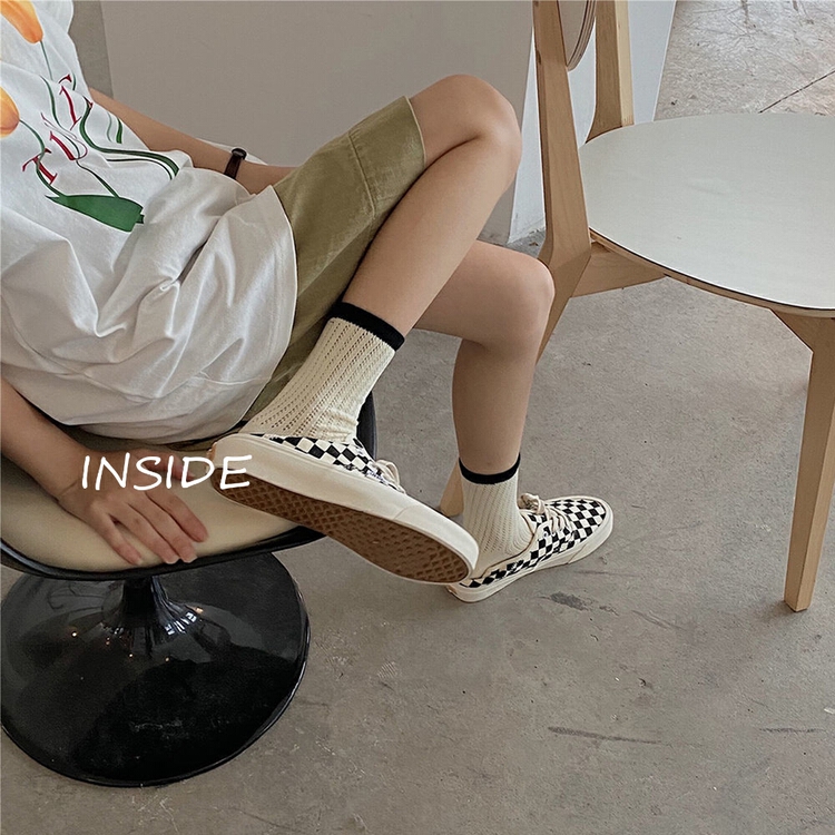 [inside] Korean version simple contrast color hollow out mesh breathable medium tube socks n9178# zxl