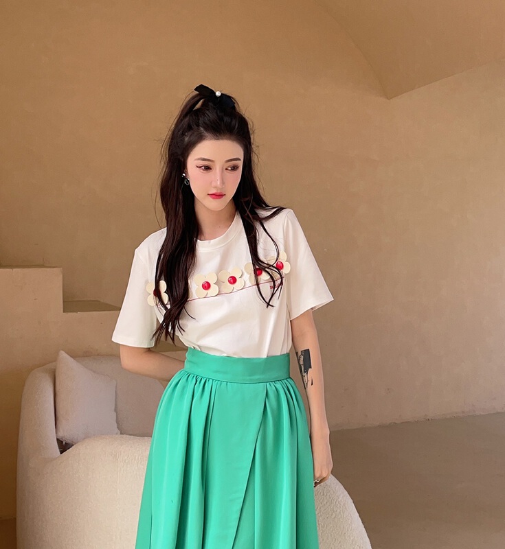 New year in early spring! [benyan] Korean flower fashion short sleeve T-shirt 7658# zxx