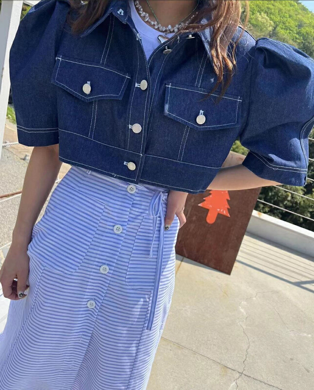 [Yulia] Korean fashion bubble short sleeve short coat 2226# LSW