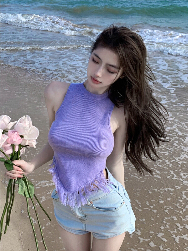 New year in early spring! [Doudou family] spice girl pure desire romantic Su knitted suspender vest 8860# CLS