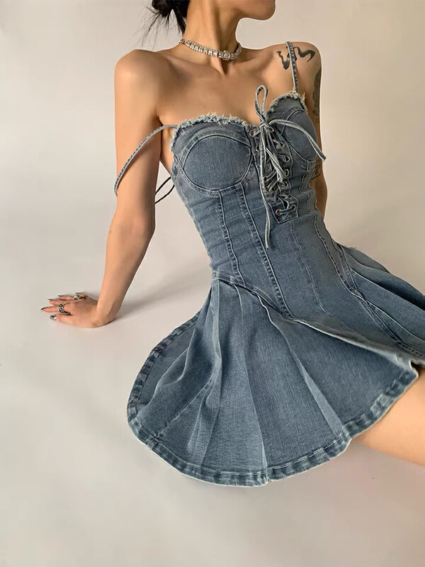 [Kiki studio] Hong Kong style washing denim suspender strap skirt 5899# hjy