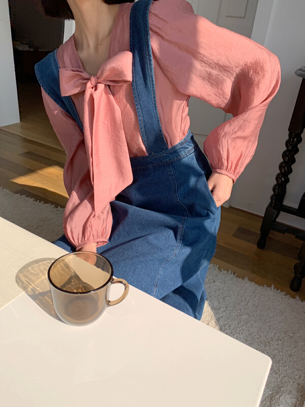 New year in early spring! [new open] bow tie versatile aging shirt gy22082# zxl