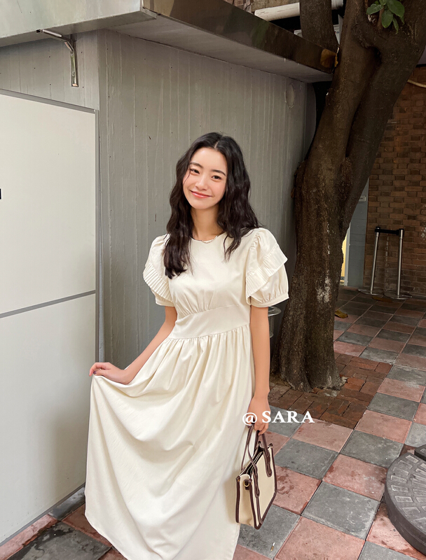 goods in stock! New year in early spring! [Sara] Korean round neck waist closing thin dress 16858# lwy